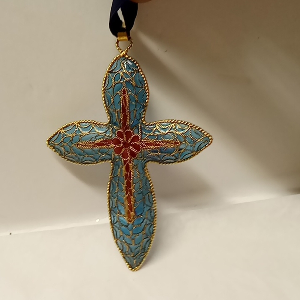 !💕 Cross Charm Gold Tone Beaded Trim, Filigree ,Teal Blue Back Burgundy Enamel